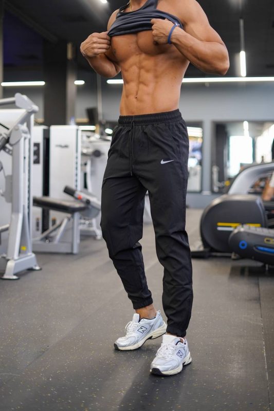 اسلش آیرو نایک دمپا زیپ Vapormax